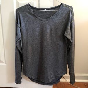 LuluLemon Long Sleeve Tee Size 6